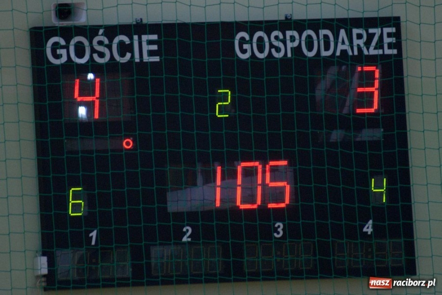 Zdjęcie w galerii na portalu naszraciborz.pl: Grad goli w meczu Galaktikos wiadomości z regionu