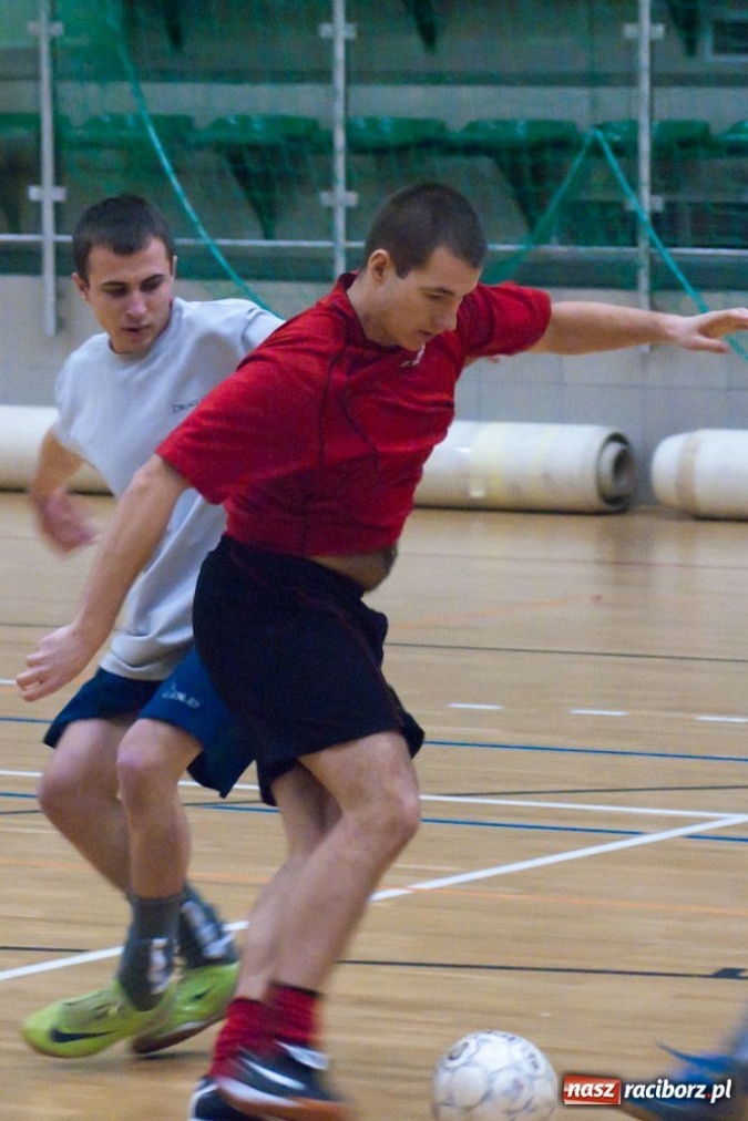 Zdjęcie w galerii na portalu naszraciborz.pl: Grad goli w meczu Galaktikos wiadomości z regionu