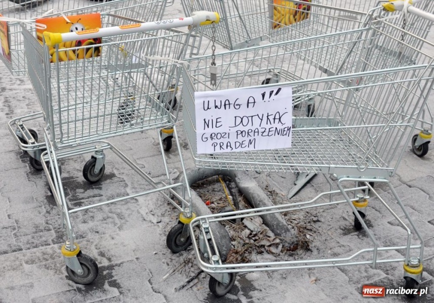 Zdjęcie w galerii na portalu naszraciborz.pl: Kierowca TIR-a ruszył w trasę na gazie wiadomości z regionu