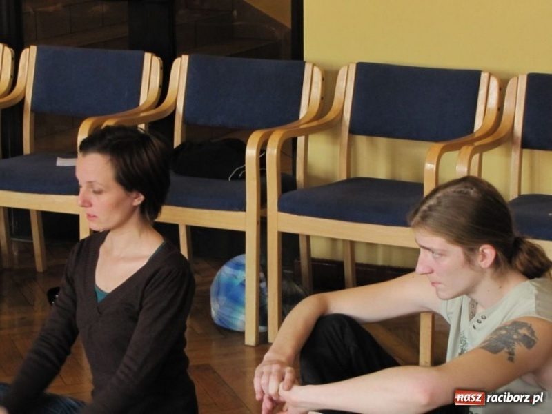 Zdjęcie w galerii na portalu naszraciborz.pl: W Strzesze powstają piosenki wiadomości z regionu