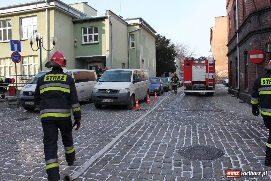 Zdjęcie w galerii na portalu naszraciborz.pl: 22-latek zmobilizował antyterrorystów wiadomości z regionu