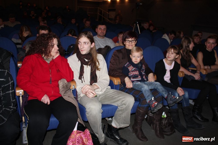 Zdjęcie w galerii na portalu naszraciborz.pl: Koncert finałowy warsztatów wokalnych wiadomości z regionu