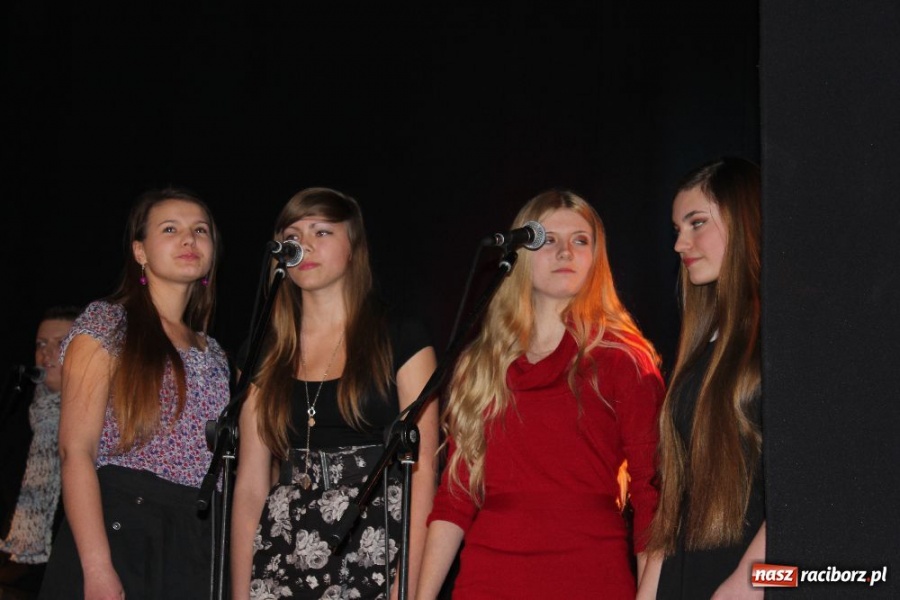 Zdjęcie w galerii na portalu naszraciborz.pl: Koncert finałowy warsztatów wokalnych wiadomości z regionu