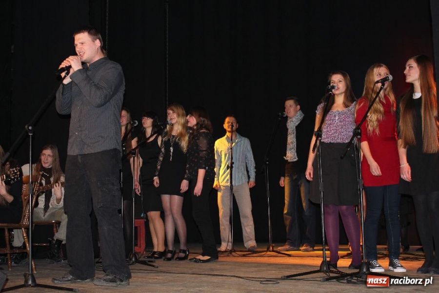 Zdjęcie w galerii na portalu naszraciborz.pl: Koncert finałowy warsztatów wokalnych wiadomości z regionu