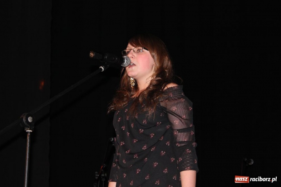 Zdjęcie w galerii na portalu naszraciborz.pl: Koncert finałowy warsztatów wokalnych wiadomości z regionu