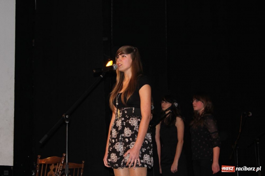 Zdjęcie w galerii na portalu naszraciborz.pl: Koncert finałowy warsztatów wokalnych wiadomości z regionu