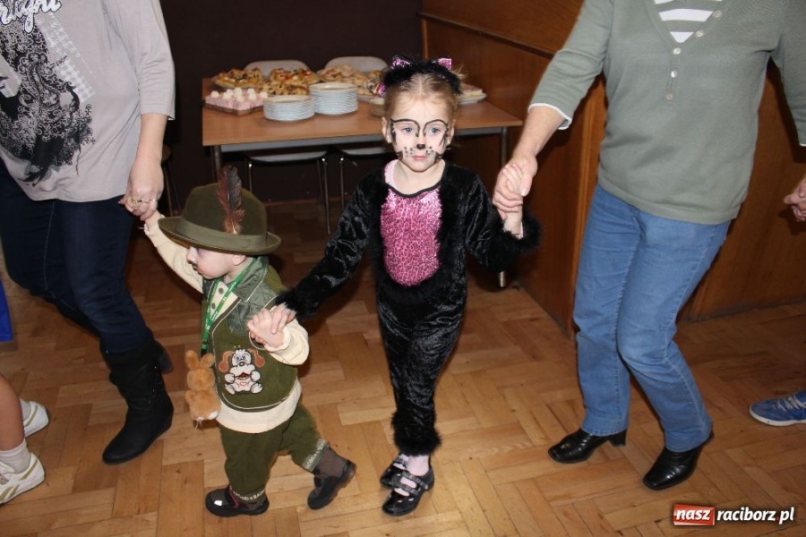 Zdjęcie w galerii na portalu naszraciborz.pl: Karnawałowe szaleństwo w Krzanowicach wiadomości z regionu