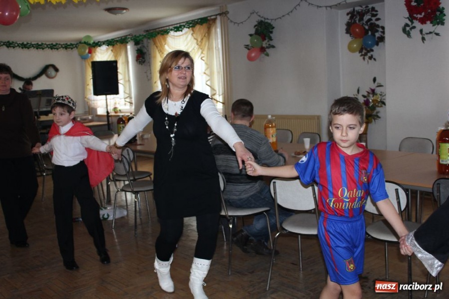 Zdjęcie w galerii na portalu naszraciborz.pl: Karnawałowe szaleństwo w Krzanowicach wiadomości z regionu