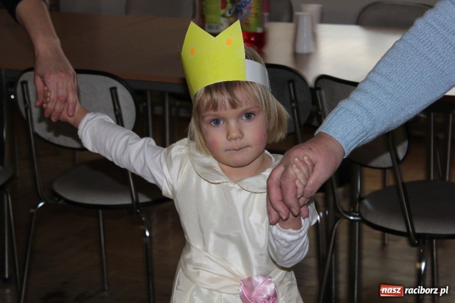 Zdjęcie w galerii na portalu naszraciborz.pl: Karnawałowe szaleństwo w Krzanowicach wiadomości z regionu