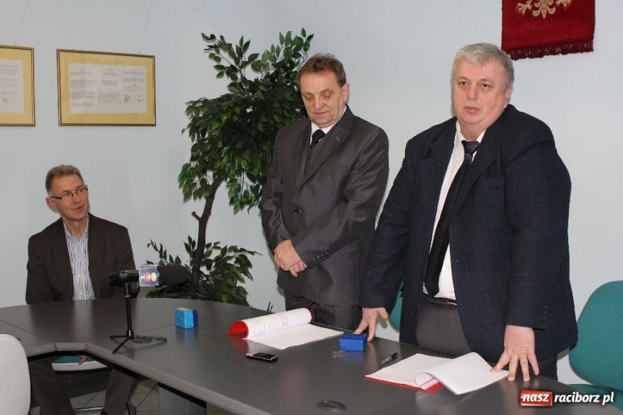 Zdjęcie w galerii na portalu naszraciborz.pl: Umowa z Borbudem podpisana wiadomości z regionu