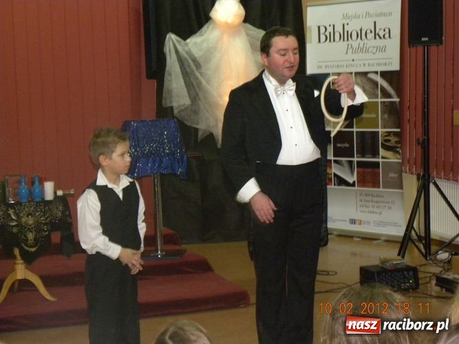 Zdjęcie w galerii na portalu naszraciborz.pl: Niech żyje bal z dreszczykiem wiadomości z regionu