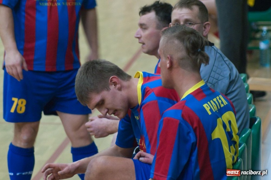 Zdjęcie w galerii na portalu naszraciborz.pl: Sklep Sportowy coraz bliżej awansu wiadomości z regionu