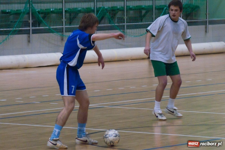 Zdjęcie w galerii na portalu naszraciborz.pl: Sklep Sportowy coraz bliżej awansu wiadomości z regionu