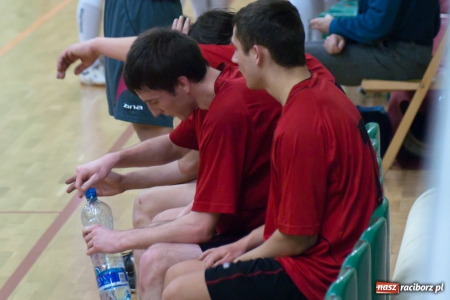 Zdjęcie w galerii na portalu naszraciborz.pl: Sklep Sportowy coraz bliżej awansu wiadomości z regionu