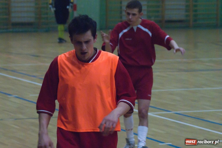 Zdjęcie w galerii na portalu naszraciborz.pl: Cukiernia Gianni gromi wiadomości z regionu