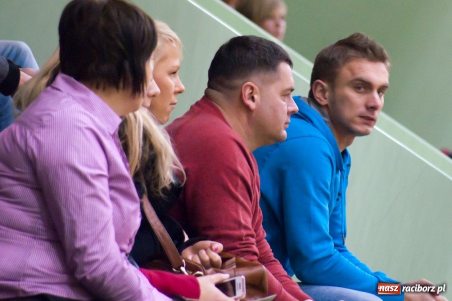 Zdjęcie w galerii na portalu naszraciborz.pl: Cukiernia Gianni gromi wiadomości z regionu