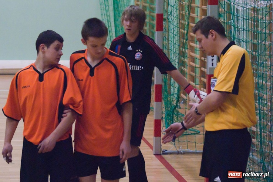 Zdjęcie w galerii na portalu naszraciborz.pl: Cukiernia Gianni gromi wiadomości z regionu