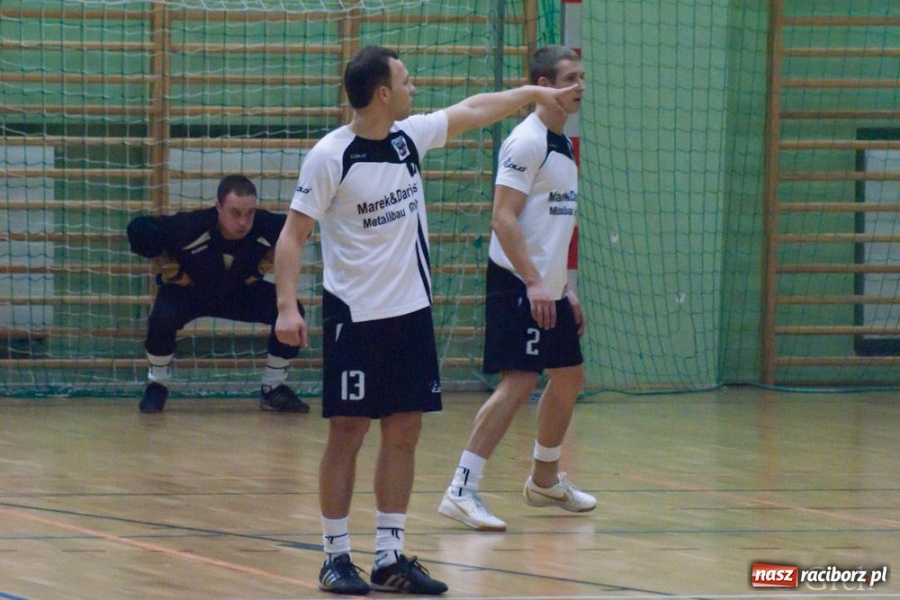 Zdjęcie w galerii na portalu naszraciborz.pl: Cukiernia Gianni gromi wiadomości z regionu