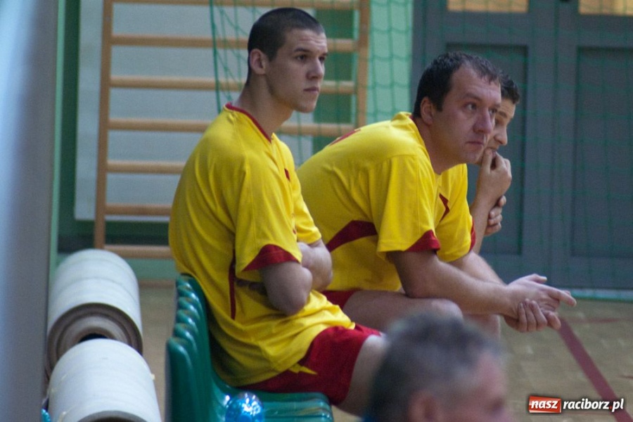 Zdjęcie w galerii na portalu naszraciborz.pl: Cukiernia Gianni gromi wiadomości z regionu