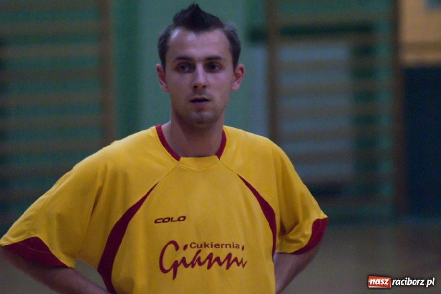 Zdjęcie w galerii na portalu naszraciborz.pl: Cukiernia Gianni gromi wiadomości z regionu