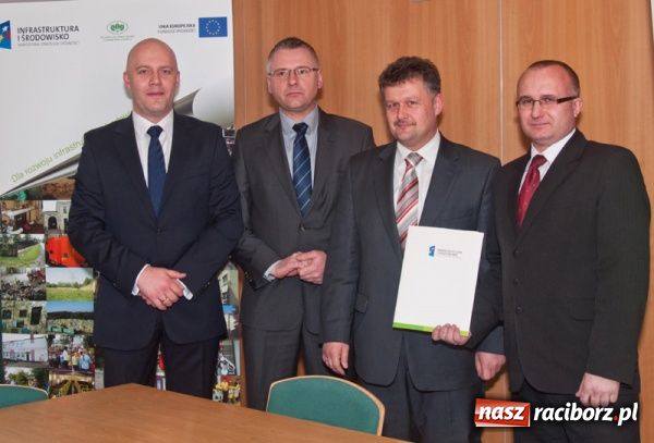 Zdjęcie w galerii na portalu naszraciborz.pl: Kanalizacja dla Kornowaca i Krzyżanowic wiadomości z regionu