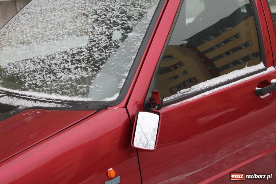 Zdjęcie w galerii na portalu naszraciborz.pl: Był pijany. Rozbił dziewięć aut wiadomości z regionu