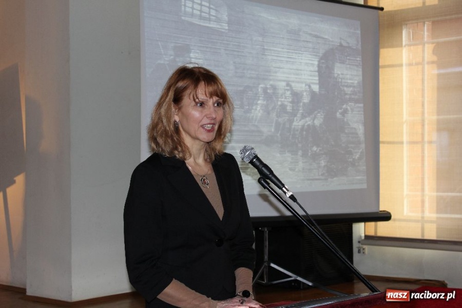 Zdjęcie w galerii na portalu naszraciborz.pl: Uczniowie G5 pamiętają o AK wiadomości z regionu