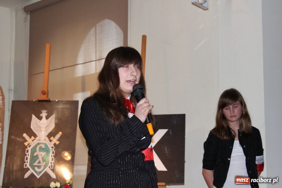 Zdjęcie w galerii na portalu naszraciborz.pl: Uczniowie G5 pamiętają o AK wiadomości z regionu