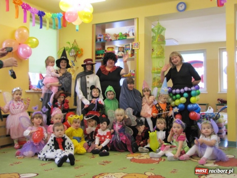 Zdjęcie w galerii na portalu naszraciborz.pl: Bal przebierańców w raciborskim żłobku wiadomości z regionu