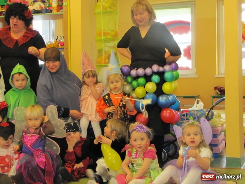 Zdjęcie w galerii na portalu naszraciborz.pl: Bal przebierańców w raciborskim żłobku wiadomości z regionu