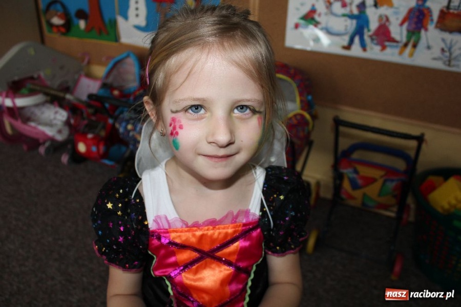 Zdjęcie w galerii na portalu naszraciborz.pl: Kolorowy bal w Krzanowicach wiadomości z regionu