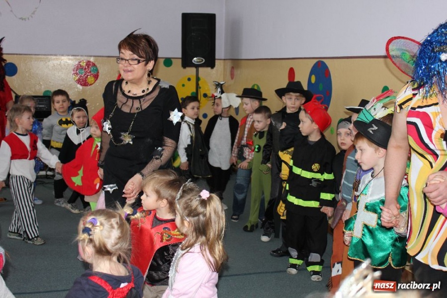 Zdjęcie w galerii na portalu naszraciborz.pl: Kolorowy bal w Krzanowicach wiadomości z regionu