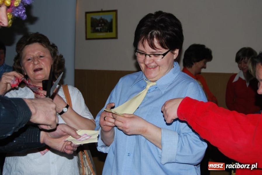 Zdjęcie w galerii na portalu naszraciborz.pl: Co powie tata na widok krawata? wiadomości z regionu