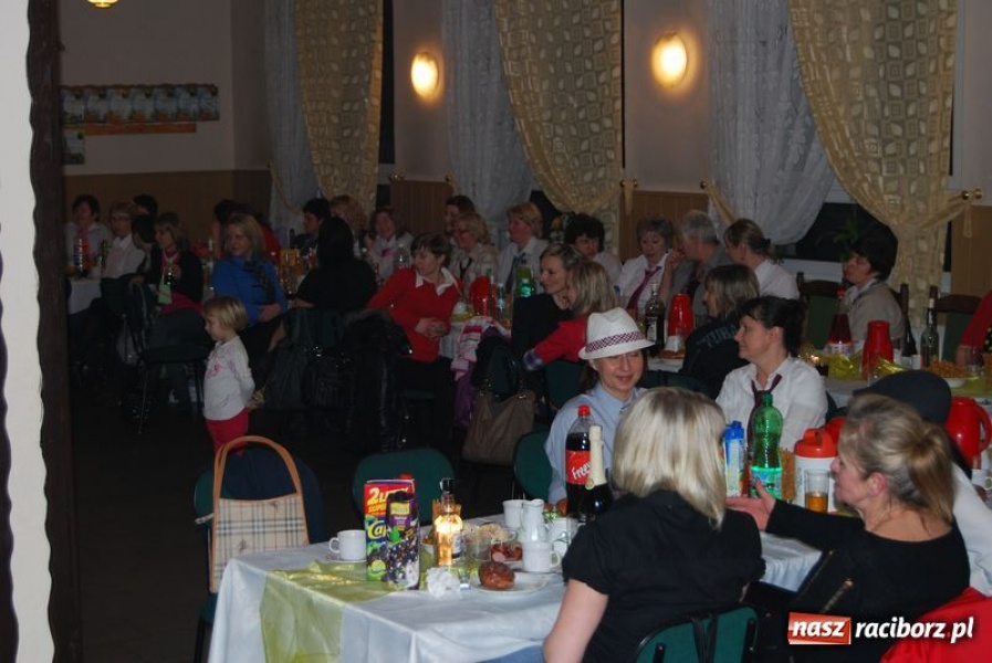 Zdjęcie w galerii na portalu naszraciborz.pl: Co powie tata na widok krawata? wiadomości z regionu