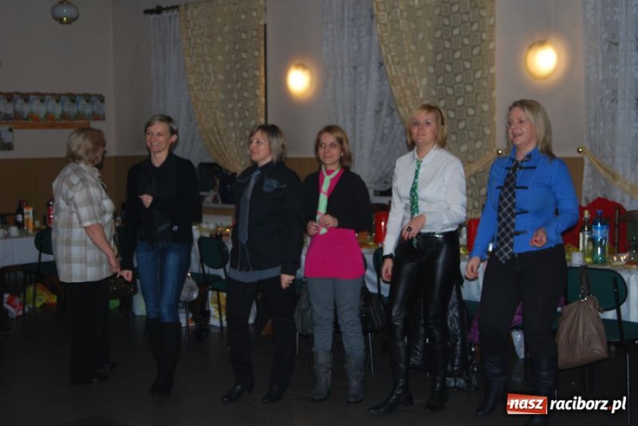 Zdjęcie w galerii na portalu naszraciborz.pl: Co powie tata na widok krawata? wiadomości z regionu