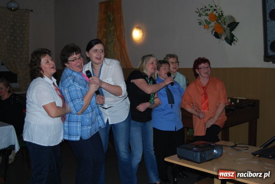 Zdjęcie w galerii na portalu naszraciborz.pl: Co powie tata na widok krawata? wiadomości z regionu