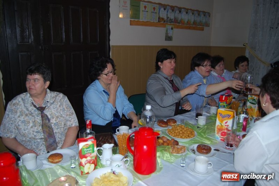 Zdjęcie w galerii na portalu naszraciborz.pl: Co powie tata na widok krawata? wiadomości z regionu