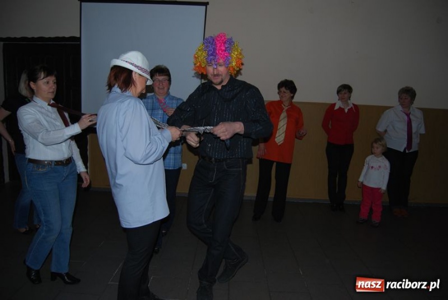 Zdjęcie w galerii na portalu naszraciborz.pl: Co powie tata na widok krawata? wiadomości z regionu