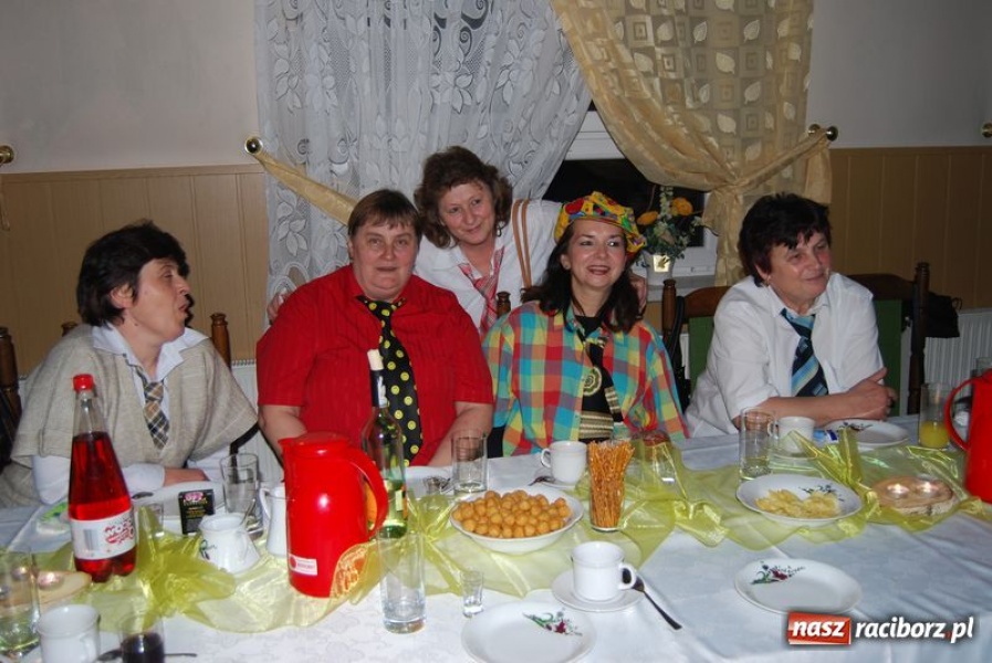 Zdjęcie w galerii na portalu naszraciborz.pl: Co powie tata na widok krawata? wiadomości z regionu