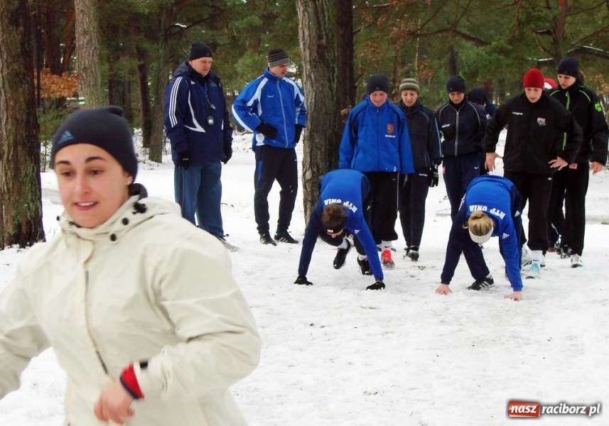 Zdjęcie w galerii na portalu naszraciborz.pl: Unitki szlifują formę nad Bałtykiem wiadomości z regionu
