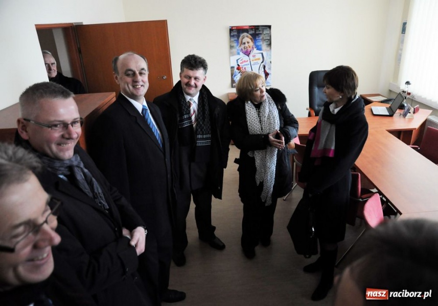 Zdjęcie w galerii na portalu naszraciborz.pl: Zabrakło sprawcy tej przeprowadzki wiadomości z regionu