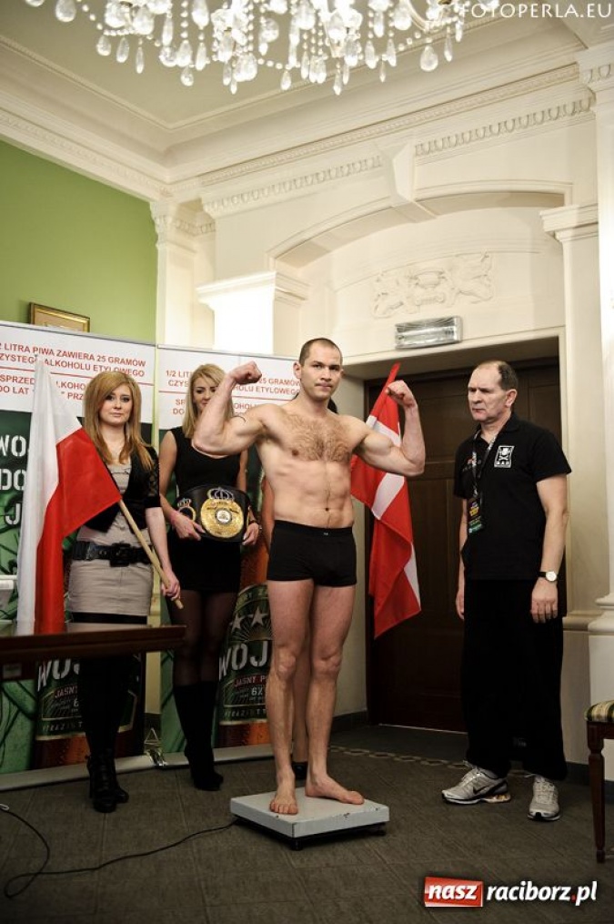 Zdjęcie w galerii na portalu naszraciborz.pl: Dziś ważenie. Jutro Wojak Boxing Night wiadomości z regionu