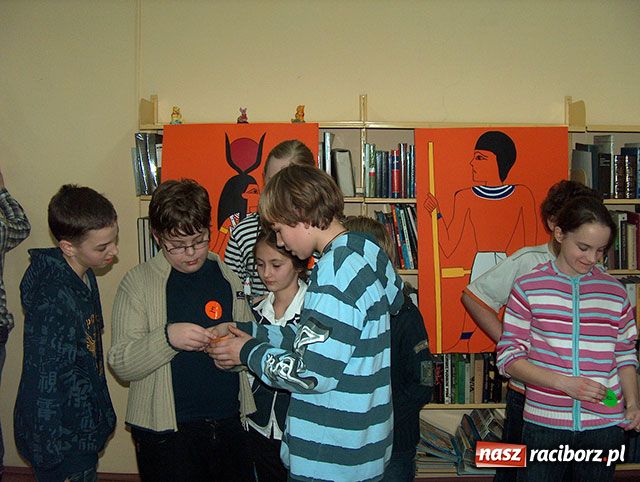 Zdjęcie w galerii na portalu naszraciborz.pl: Między nami archeologami wiadomości z regionu