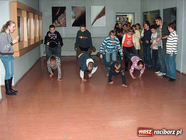 Zdjęcie w galerii na portalu naszraciborz.pl: Między nami archeologami wiadomości z regionu