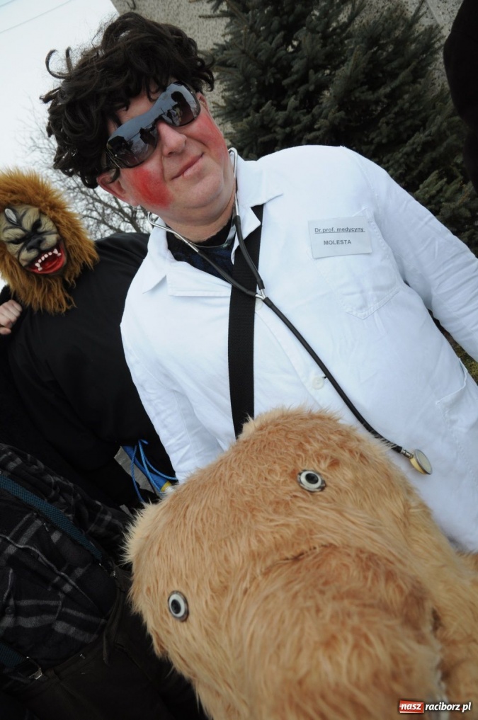 Zdjęcie w galerii na portalu naszraciborz.pl: Miś żegna się już z karnawałem wiadomości z regionu
