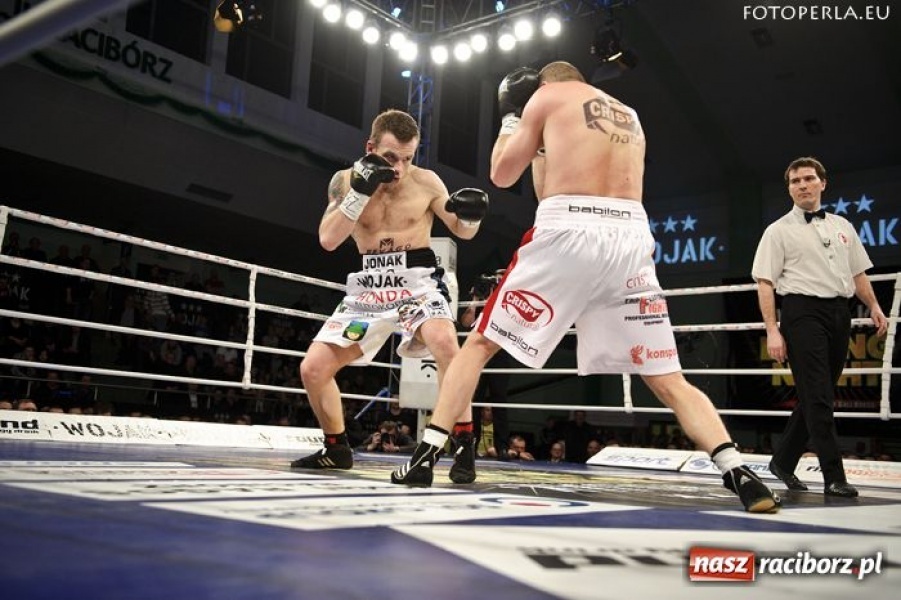 Zdjęcie w galerii na portalu naszraciborz.pl: Wojak Boxing Night w Raciborzu - relacja wiadomości z regionu
