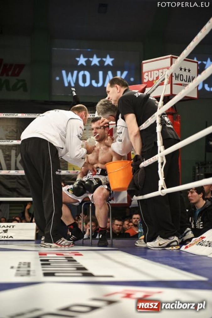 Zdjęcie w galerii na portalu naszraciborz.pl: Wojak Boxing Night w Raciborzu - relacja wiadomości z regionu