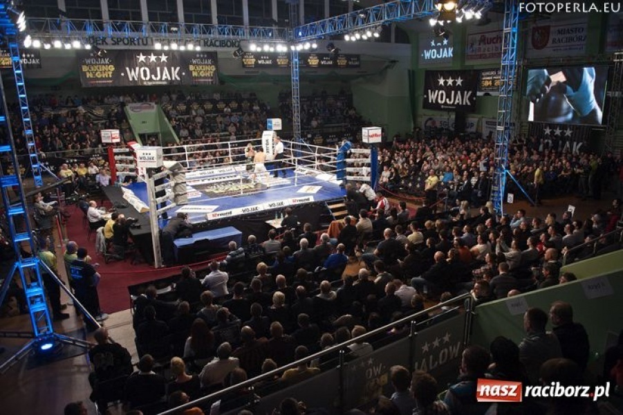 Zdjęcie w galerii na portalu naszraciborz.pl: Wojak Boxing Night w Raciborzu - relacja wiadomości z regionu