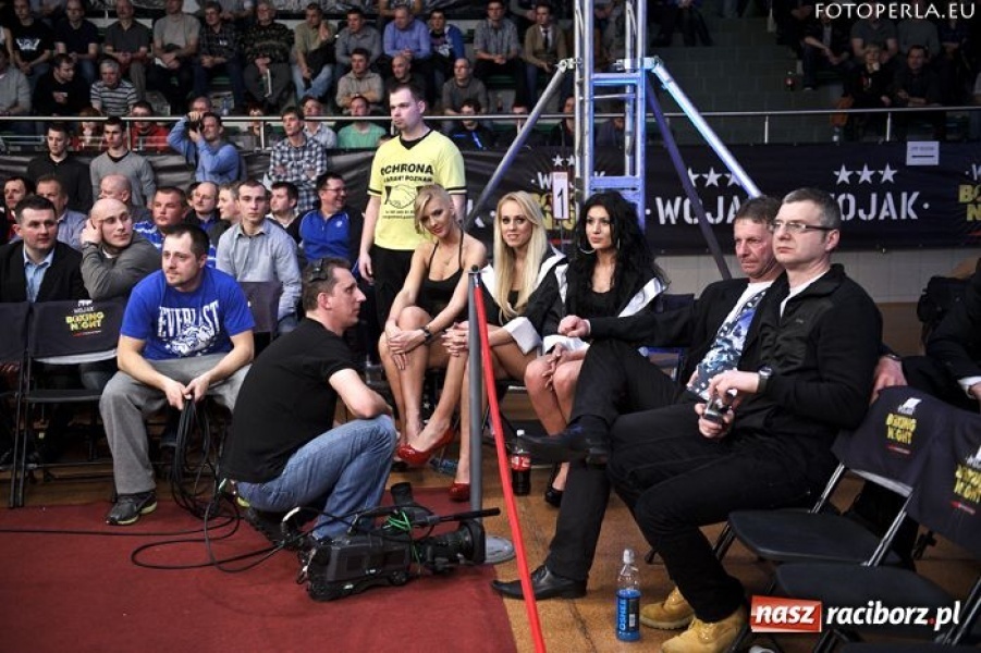 Zdjęcie w galerii na portalu naszraciborz.pl: Wojak Boxing Night w Raciborzu - relacja wiadomości z regionu