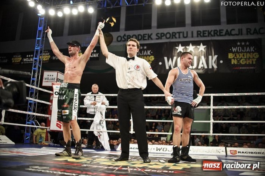 Zdjęcie w galerii na portalu naszraciborz.pl: Wojak Boxing Night w Raciborzu - relacja wiadomości z regionu